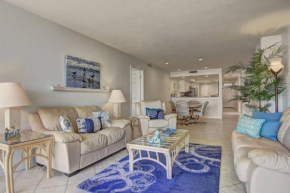 One Bedroom One Bath with Breathtaking Ocean View, Open Floor Plan